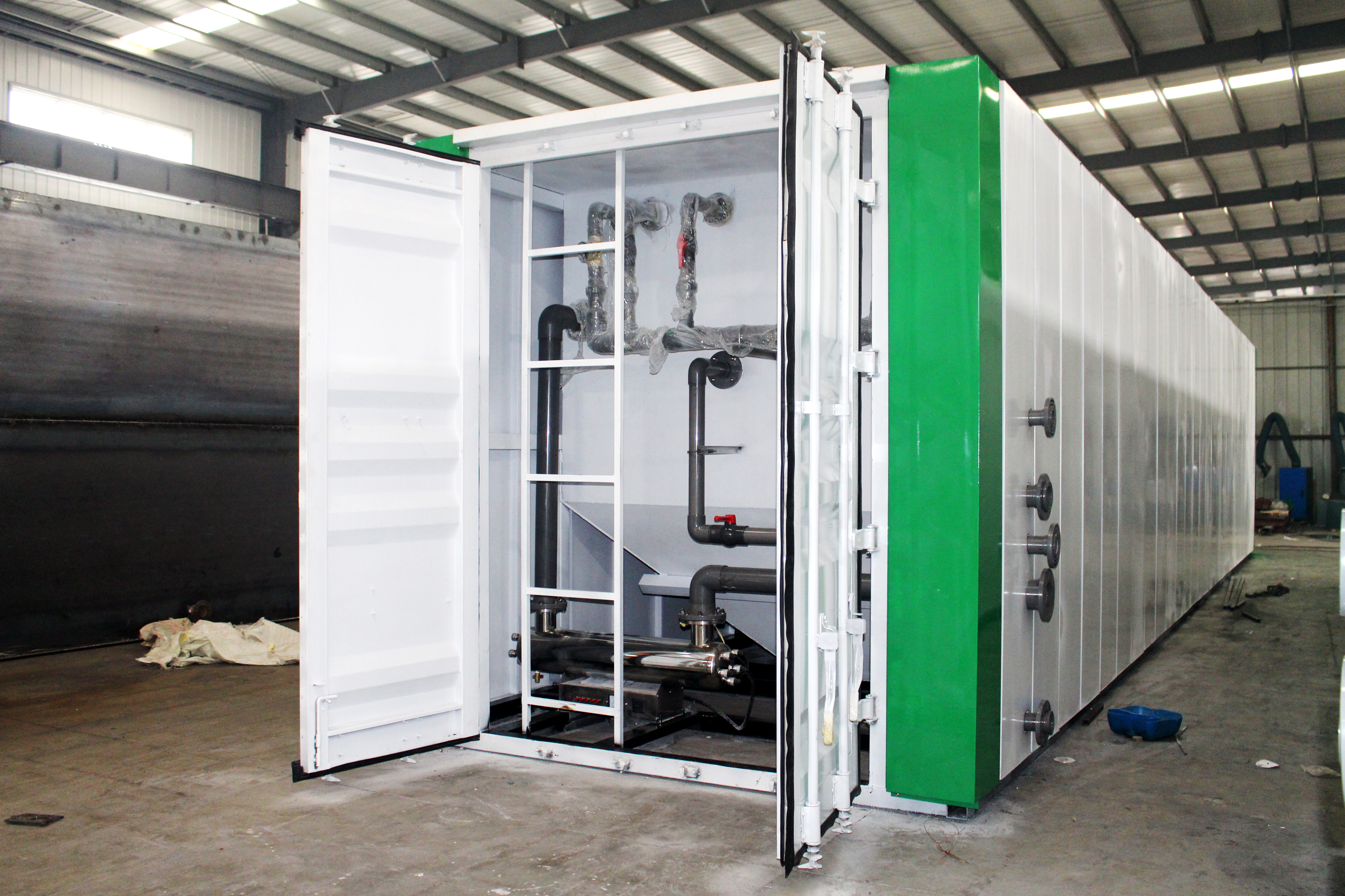 為什么集裝箱式一體化污水處理設(shè)備越來越受歡迎(圖2) 為什么集裝箱式一體化污水處理設(shè)備越來越受歡迎(圖2)